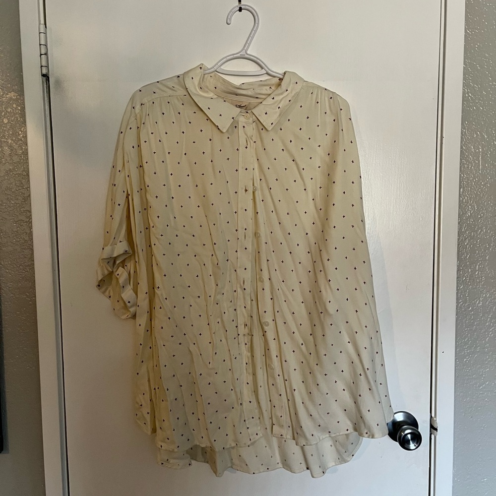 Short sleeve button up shirt